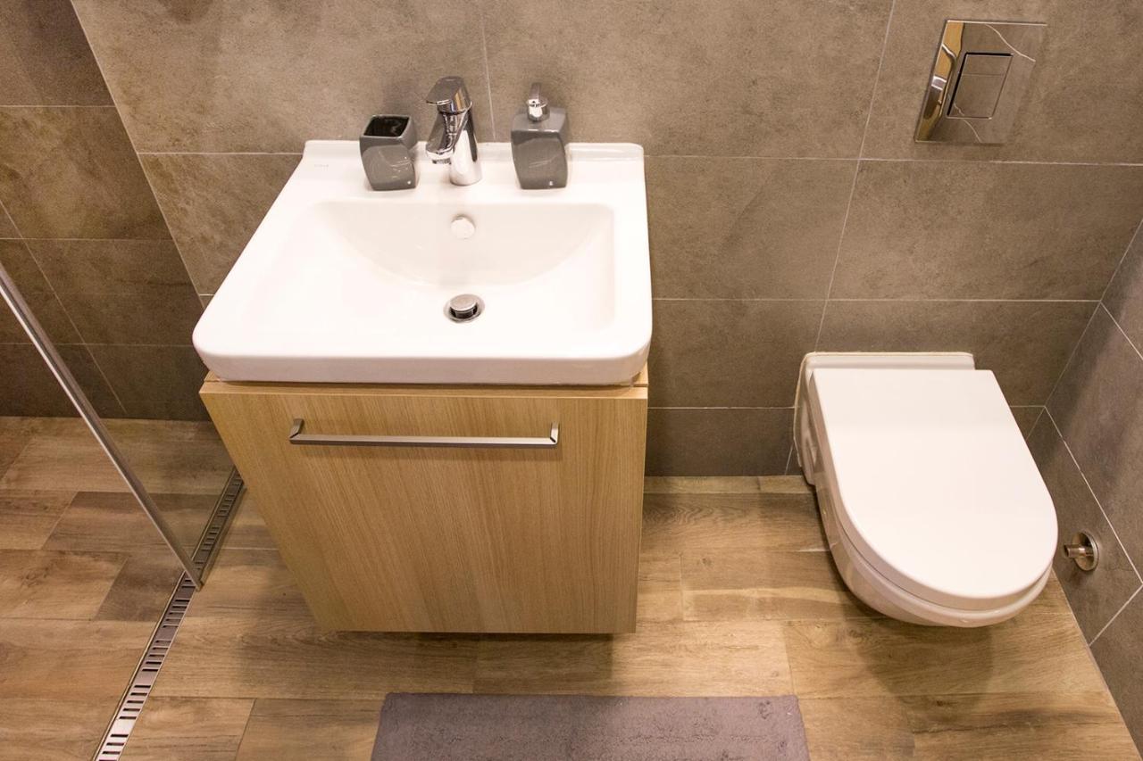 Atomic 2 Apartment Белград Екстериор снимка