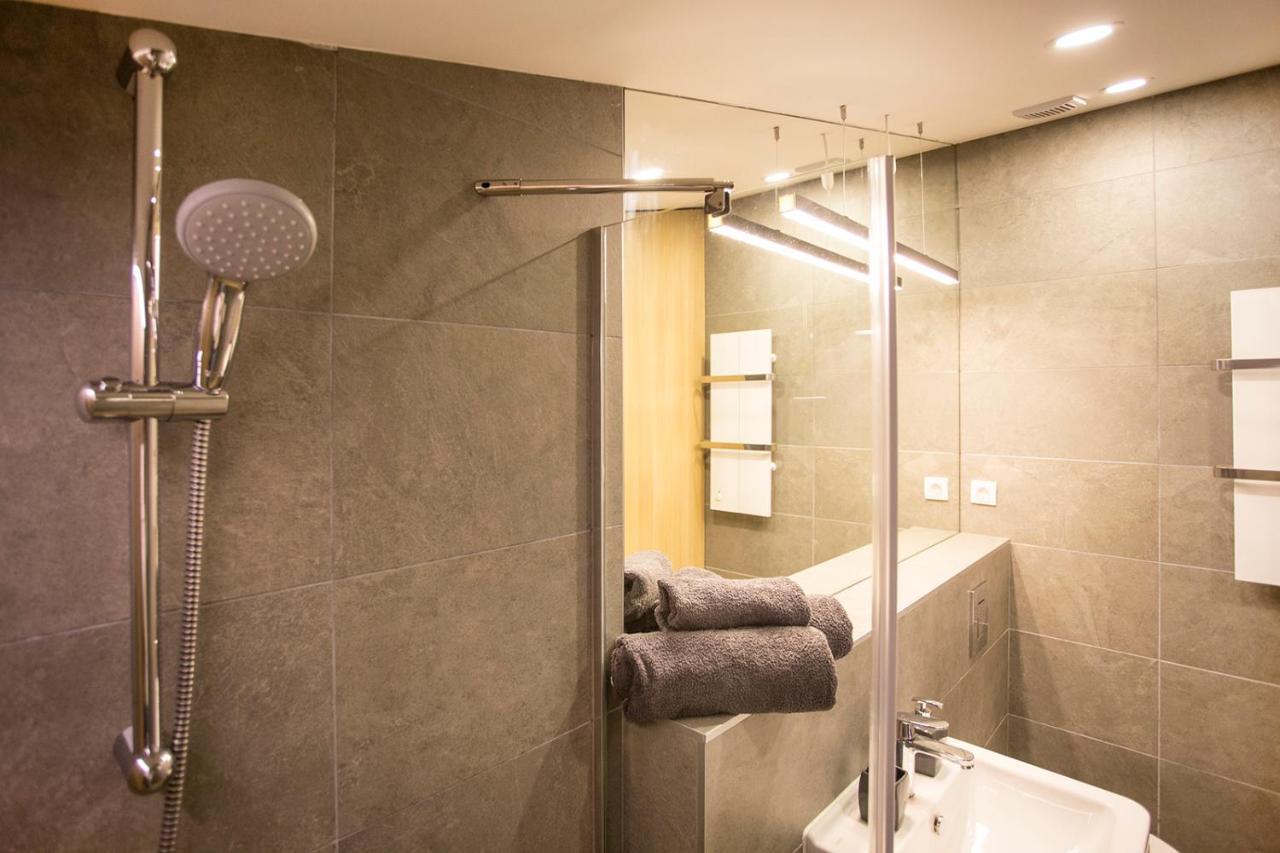 Atomic 2 Apartment Белград Екстериор снимка