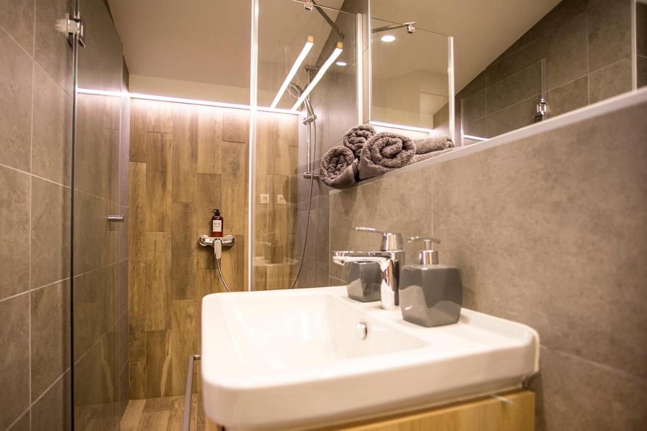 Atomic 2 Apartment Белград Екстериор снимка