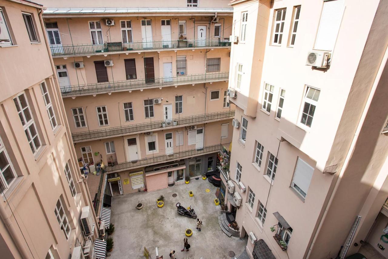 Atomic 2 Apartment Белград Екстериор снимка